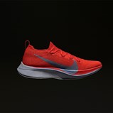 Nike apresenta novos Zoom Fly e VaporFly 4%