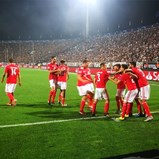 Benfica goleia PAOK (1-4) e está na fase de grupos da Liga dos Campeões