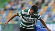 Acuña (2) - Ainda está à procura da forma ideal, mas a verdade é que voltou a fazer uma exibição desinspirada. O argentino não é um jogador com velocidade, mas por norma cria desequilíbrios no flanco. Com a equipa italiana não foi o caso, excetuando um cruzamento bem medido para Bruno Fernandes, aos 25 minutos de jogo.
