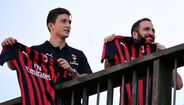 Mattia Caldara - Defesa-central proveniente da Juventus chegou ao AC Milan por 35 milhões de euros
