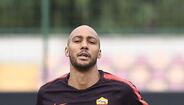 Steven N'zonzi - Médio defensivo gaulês chegou à Roma proveniente do Sevilha por 26 milhões de euros