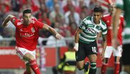 Pizzi (2) - Usou e abusou dos passes longos com relativa eficácia, mas as coisas não lhe saíram bem no momento das decisões, especialmente no remate.
