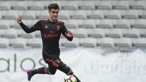 Jota para render na Luz 