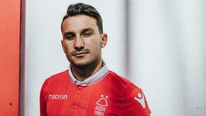 João Carvalho lidera transferências do Championship: quem completa o top 5?