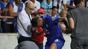Soares deixou o relvado de Aveiro inconsolável