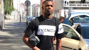 Rafael Leão esteve em Lille para acertar futuro