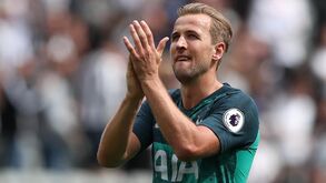 Terceiro equipamento do Tottenham divide adeptos