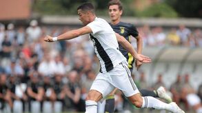 O remate certeiro de Cristiano Ronaldo e a primeira celebração pela Juventus