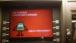 Falha nacional na rede multibanco não permitiu pagar ou levantar dinheiro durante uma hora