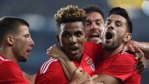 Benfica empata com Fenerbahçe e apura-se para o playoff da Champions