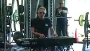 Um momento imperdível: Andrea Bocelli deu show antes do treino do Inter Milão