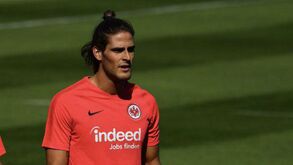 Gonçalo Paciência estreia-se a marcar mas é eliminado da taça por equipa da 4.ª divisão