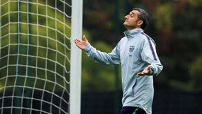 Os casos que o Barcelona tem de resolver até ao fecho do mercado