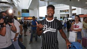Notícia Record: Diaby vai ser apresentado ainda hoje como jogador do Sporting