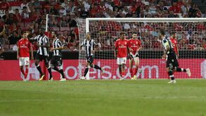 Benfica empata em casa com o PAOK na 1.ª mão do playoff