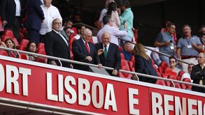 Uma imagem histórica: Rivais juntos na tribuna da Luz