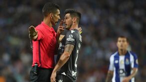 VAR com problemas durante meia hora no FC Porto-V. Guimarães