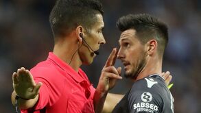 Falha do VAR cria revolta nos conquistadores