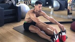 Cristiano Ronaldo sem um minuto de descanso