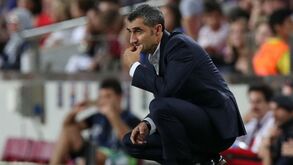 Custaram milhões mas ainda não convenceram Ernesto Valverde 