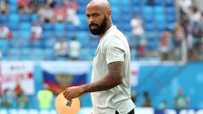Thierry Henry recusa oferta para treinar o Bordéus