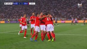 A reviravolta do Benfica em seis minutos e com erro caricato do guarda-redes à mistura