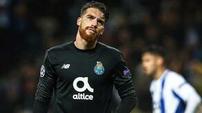 José Sá já está na Grécia para reforçar o Olympiacos