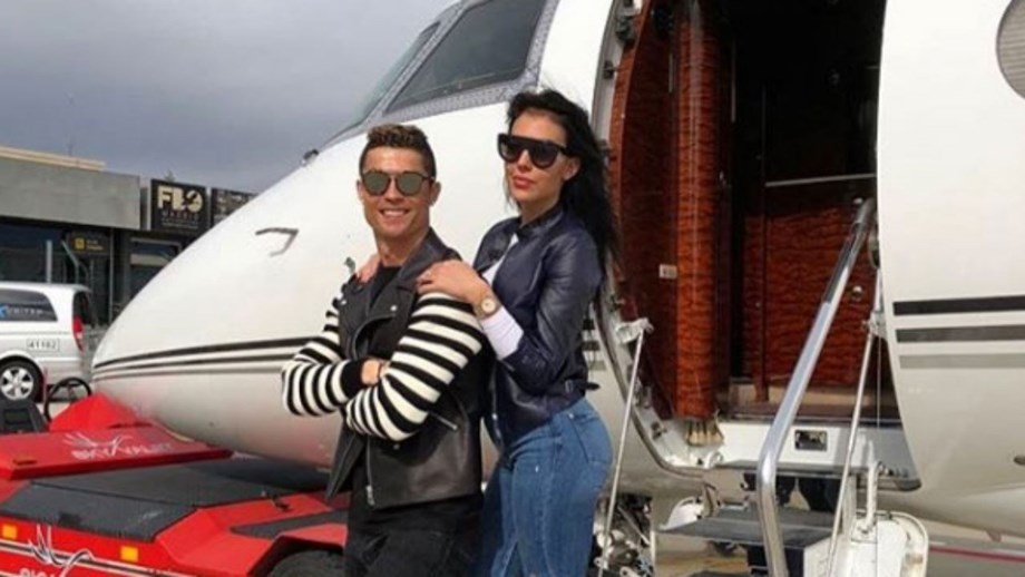 Cristiano Ronaldo ganha a Messi na lista dos jogadores com os aviões mais caros