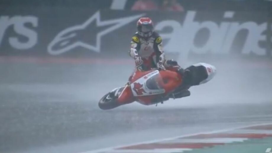 Cena incrível aconteceu nos treinos de Moto2 para ao GP Áustria