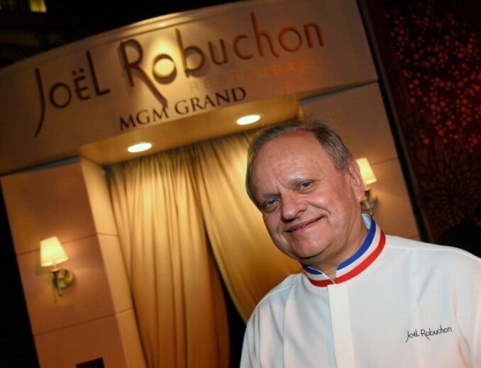 Morreu o chef de cozinha francês Joël Robuchon