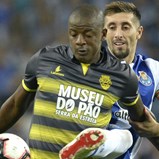 William integra escolhas para a receção ao Benfica