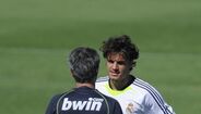 O Real Madrid contratou Pedro León para a temporada 2010/11, a mesma em que José Mourinho assumiu o comando técnico da equipa. O médio não se conseguiu adaptar e acabou por sair. 'Não voltaria a apertar a mão a Mourinho', disse.