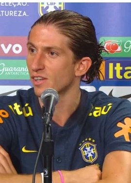 Filipe Luís diz que Messi 'é obviamente melhor' do que CR7