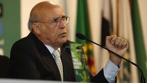 Sousa Cintra e a culpa dos erros 