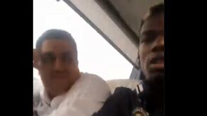 Pogba de regresso a Manchester com palavrões... em bom português
