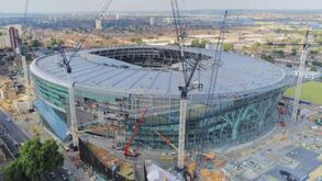 Álcool e cocaína entre os trabalhadores do novo estádio do Tottenham
