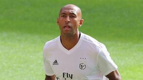 Luisão: «Vejo 'obrigado capitão' mas chegou a hora de dizer 'obrigado Benfica'