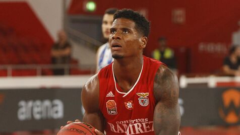 Benfica anuncia saída de Carlos Andrade - Basquetebol - Jornal Record