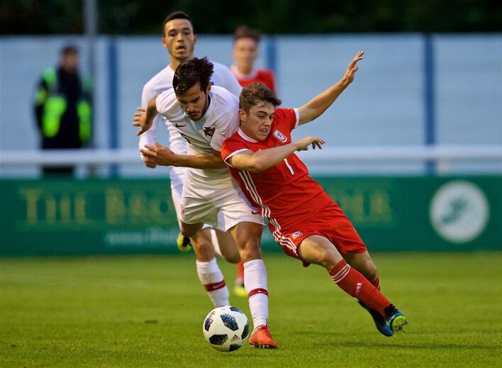 Yuri Ribeiro (Portugal Sub-21): 90 minutos frente à Roménia e 59 frente ao País de Gales