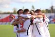 49. FK Minsk (Bielorrússia): 28 jogadores