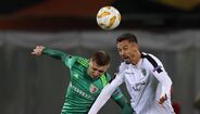 André Pinto (2): O erro monumental no golo (ofereceu a bola a Kulach...) marcou uma exibição sem brilho.
