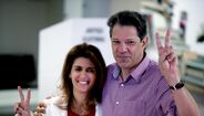 Fernando Haddad a votar nas eleições presidenciais do Brasil