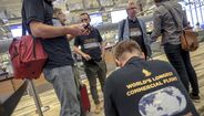 O primeiro voo direto Singapura-Nova Iorque deu direito a souvenirs por ser o mais longo do mundo