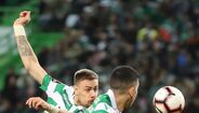 Coates (2): É verdade que não comprometeu, mas esteve um furo abaixo de Mathieu, principalmente na forma como ‘despachou’ bolas.