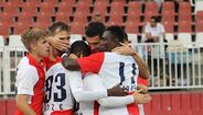 11. Vojvodina (Sérvia): 48 jogadores