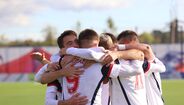 49. FK Minsk (Bielorrússia): 28 jogadores