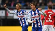 33. Heerenveen (Holanda): 32 jogadores)