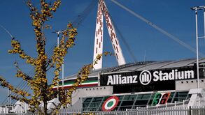 Juventus com prejuízo de 113 milhões de euros no segundo semestre de 2020