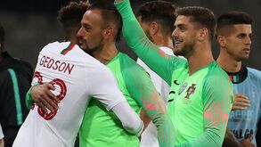 Cláudio Ramos desperta cobiça