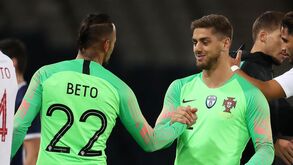 Cláudio Ramos voltou a casa